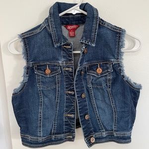 Arizona Denim Jean sleeveless crop vest, size M